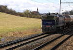 Zwischen  Ústí nad Labem und Most kommt dem PRESS Sonderzug ein kurzer Kesselwagenzug entgegen, gezogen von 753 722-8 des Unternehmens Unipetrol.