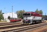 754 061-0 ist nach dem Tanken am 15.08.26 in Čerčany zu sehen.