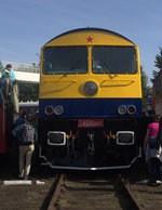 Auch T499 0002 hat sich in Cheb zum Tag der nationalen Eisenbahn in Positur gestellt, um sich begutachten zu lassen.
