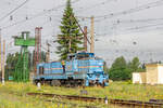 Die Lokomotive 774 717-3 wird an einen Güterzug angehängt und wird in Kürze von Tschop (Ukraine) nach Zahony (Ungarn) fahren / Tschop, Ukraine / 19.07.2025