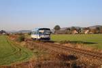 810 601-5 zu sehen am 15.10.18 mit dem Os 17545 in Bezděkov u Klatov.