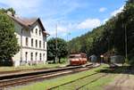 810 050-5 als Os 16708 zusehen am 01.07.20 in Žlutice.