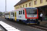 CD 914 030-2 am 05.Oktober 2019 nach der Ankunft als Os 25047 von Moravany im Bahnhof Chrudim.