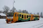 914/814 016 am 25.01.2011, als Os2631 (Dolní Poustevna - Děčín hl.n.), bei Einfahrt in den Bf Rybniště.