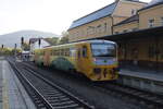 814 094-9 als Schnellzug nach Krnov über Głuchołazy 16.10.2021 16:07 Uhr in Jesenik.