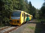 BR 814 der Ceske Drahy (CD) steht im Haltepunkt Valdek und fhrt in Richtung Sluknov (so grob in der Nhe von Zittau)  20.09.09