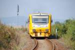 3.9.2011 12:32 ČD 914 035-1 als Personenzug (Os) aus Cheb nach Luby u Chebu zwischen Trnice und Třebeň.