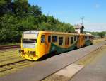 CD Steuerwagen 914 102-9 auf der Bhf. Lun u Rakovnka warten zur Abfahrt nach Rakovnk am 4.7.2013. 