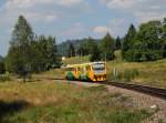 Der 814 114 als Os nach Nové Údolí am 07.08.2015 unterwegs bei Stožec.