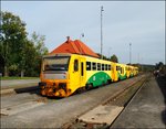 CD 814 142-6 auf Banhof Rakovnik am 1.10.2016