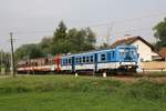 Os 4306 (Uhersky Brod – Stare Mesto u Uherske Hradiste) mit dem CD 842 001-0 als letztes Fahrzeug fährt am 08.September 2018 in den Bahnhof Hradcovice ein.