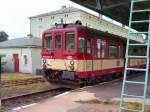 CD-Triebwagen 842 022-6  in Hredek n.N. (Grottau) auf der Strecke Varnsdorf-Zittau-Liberec, Sommer 2004