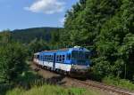 842 022 als Os 7549 nach Klatovy am 16.08.2013 bei Bhmisch Eisenstein.