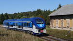 RegioShark 844 026  Lolek  als Os 26803 nach Most (Brüx) kurz hinter Moldava v Krusnych Horach (Moldau im Erzgebirge) am ehemaligen Lokschuppen; 22.09.2019  