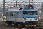 Einfahrt des Dieseltriebwagens 854 002 in Prag Hauptbahnhof am 22.08.2016.