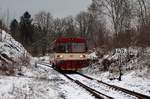 810 041-4 mit dem Os 17220 von Aš nach Hranice v Čechách. Hier zu sehen am 05.02.18 in der Einfahrt Hranice v Čechách.