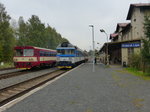 CD 810 165-1 und 854 204-5 am 15.10.16 in Tschechien. Dieses Foto hat ein Freund von mir gemacht und ich darf es veröffentlichen.