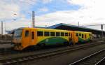 ČD 814 046-9 (CZ ČD 92 54 5 814 046-9) als Os 17212 nach A město, am 21.02.2012 im Bf Cheb.