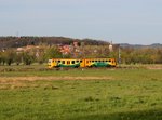 Der 814 307 als Os nach Březnice am 30.04.2016 unterwegs bei Protivín.