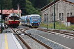  Alt trifft auf neu, der Regiospider auf die Hydra in Kořenov.
18.07.26 vormittags.