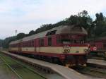 854 225-0/80-29 207-5 mit Sp 1864 Trutnov Hlavn Ndra-Chlumec nad Cidlinou auf Bahnhof Trutnov Hlavn Ndra am 6-8-2011.