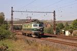 E 469 2001 (122 001)fuhr am 21.09.20 durch Želenice n.Bílinou. 