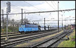 CD 123006-9 fährt hier am 19.4.2023 um 16.00 Uhr mit einem Ganzzug aus dem Bahnhof Brezno u Chomutova in Richtung Plzen aus. 