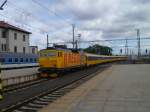 162 119 mit dem Regio Jet bei der Einfahrt in Praha hl.n. am 26.08.12.