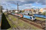 362 120-8 fährt in Praha-Smichov ein.