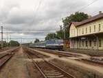 362 125-7 fuhr am 18.09.15 mit einem R ab Tršnice nach Cheb.