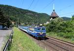 362 165-3 als R 683 zu sehen am 25.05.26 in Vanov.
Eigentlich ist die Lok in Br�nn beheimatet. Zur Zeit f�hrt Sie um �st� nad Labem die Z�ge.
