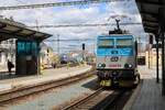 ČD 362 109-1 nach der Ankunft mit dem R 910  Bouzov  aus �umperk, am 22.07.2025 in Brno hl.n..
