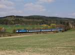 Die 362 115 mit einem Os nach Pilsen am 24.04.2015 unterwegs bei Vícenice.