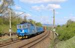 363 037-3 zu sehen mit einem Holzzug am 13.05.19 bei Cheb.