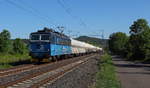 363 255 mit Zementzwiebelzug aus Süden gen Usti nad Labem nahe Sebuzin. Aufnahme am 02.06.2019