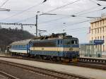 Die 363 062 mit einem R am 04.04.2010 bei der Einfahrt in st nad Labem.