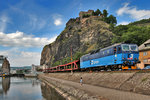 363 051-4 fährt in Usti nad Labem unter Burg Schreckenstein mit einem Autoleerzug vorüber.Bild vom 23.8.2016