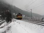 371 015-9 der CD ist mit ihren EC bei Knigsstein Richtung Tschechien unterwegs.20.02.09.