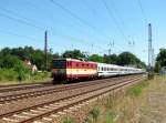 371 001 mit EC 46 in Berkenbrck (18.07.2006)