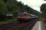 Eurocity nach Prag passiert gerade den Bahnhof Krippen. Aufgenommen am 16.09.2015