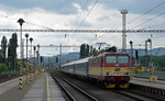 371 005 erreicht mit dem EC 378 nach Kiel am 13.06.16 Decin. Nach dem Halt wird sie ihren EC noch bis Dresden bespannen und dort an DB Fernverkehr übergeben.