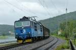 372 014-1 ist mit einem Schiebewandwagenzug am 17.07.2012 in Knigstein