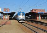 380 012 zusehen am 13.06.20 mit EC 277 in Pardubice hl.n.