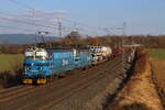 Mischer aus Nymburk mit 230 065 und 230 ... bei Stebnice auf dem Weg nach Cheb. Aufgenommen am 30.03.2022