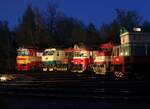 Am 09.10. und 10.10.26 gab es im Eisenbahnmuseum Lu�n� u Rakovn�ka eine Nachtfotoparade. Am 09.05.26 waren auch T669 0001, 704 001-7, 854 021-3, 799 019-5, 151 023-9 und S489 0044 zu sehen.