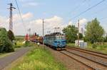 240 064-6 und 240 063-8 zu sehen mit einem Kohlenzug am 06.06.18 bei Tršnice.