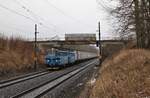 240 025 und 240 044 zu sehen am 17.01.22 mit einem Innofreightzug bei Nebanice.