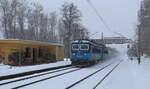 Schneetreiben bei der Durchfahrt des Leerkohlezuges in Hlavno am 29.01.2026
Gezogen wurde der Zug aus Plzen von der 242 271 und 242 201 mit Innofreight Containern. 