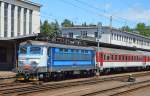 242 209-5 ČD vor Abfahrt nach Lokwechsel mit Fernzug R 815 „Sitno“ Košice/Kaschau (09:23) – Zvolen os.