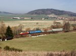 Die 242 263 mit einem Sp am 27.03.2016 unterwegs bei Švihov und Klatov.